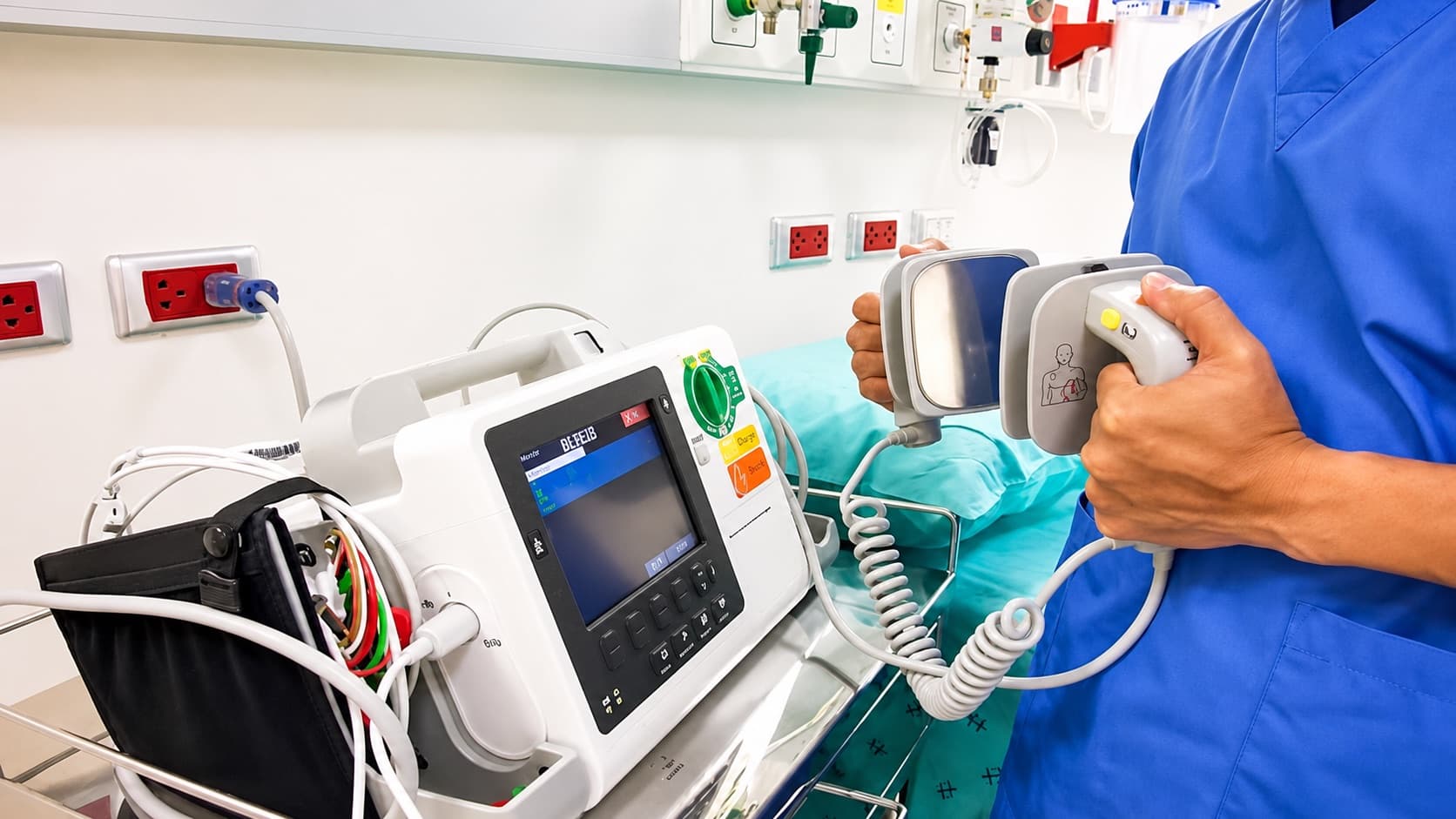 Defibrillator