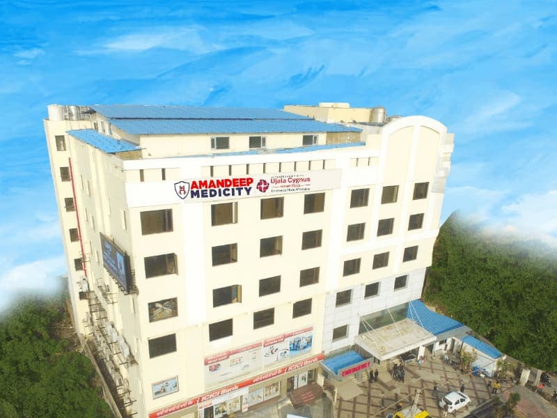 Amandeep MediCity